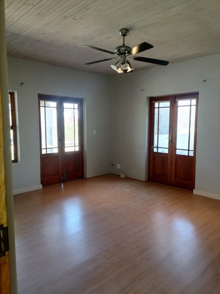 To Let 3 Bedroom Property for Rent in High Riding Country Estate Western Cape